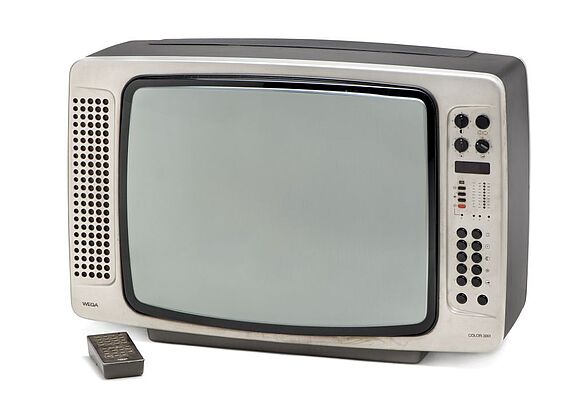 Fernsehgerät von Wega mit Fernbedienung